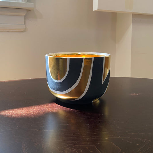 Waylande Gregory Small Chubby Zebra Bowl in Black