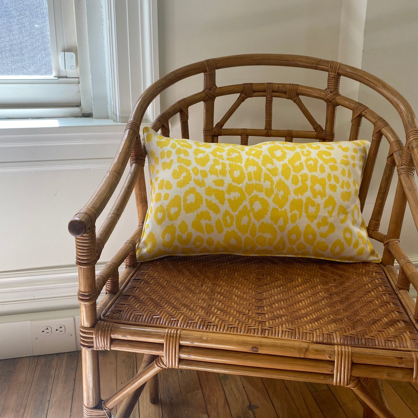 Yellow Leopard Lumbar