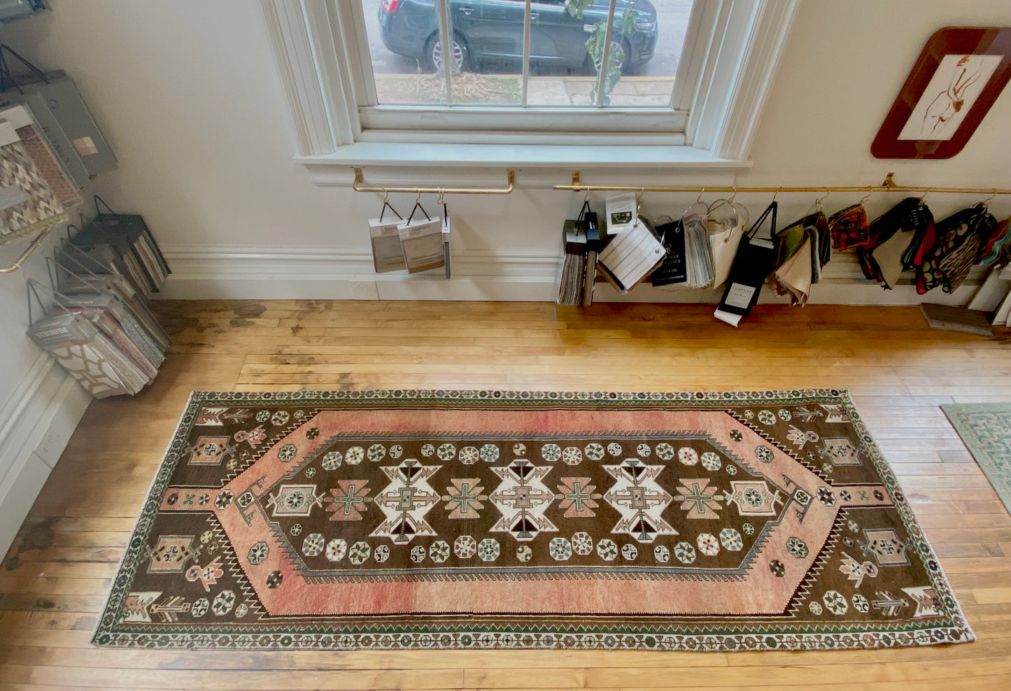 Tribal Vintage Rug 3'6x9'10