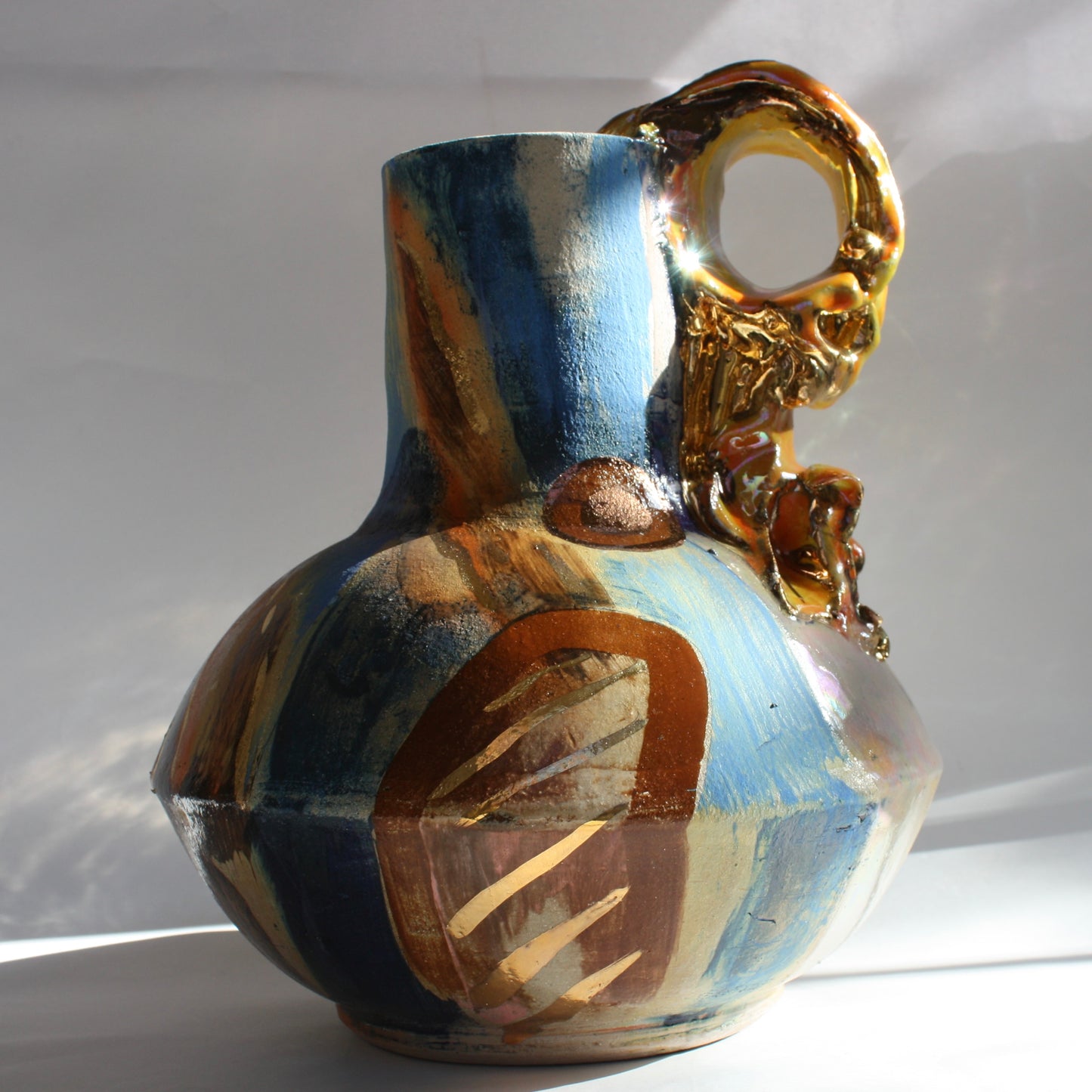 Vase by Reinaldo Sanguino