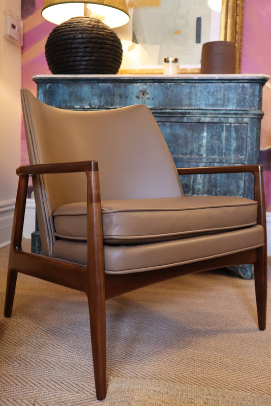 Walnut Draper Lounge Chair
