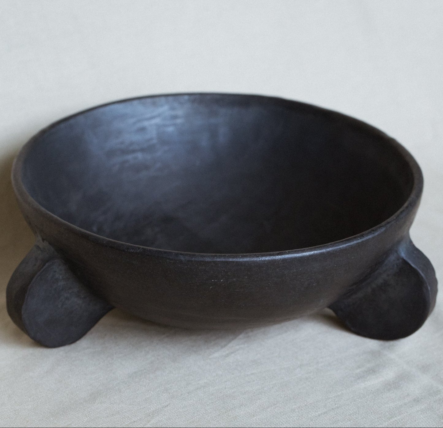 Tajsen Black Clay Footed Bowl